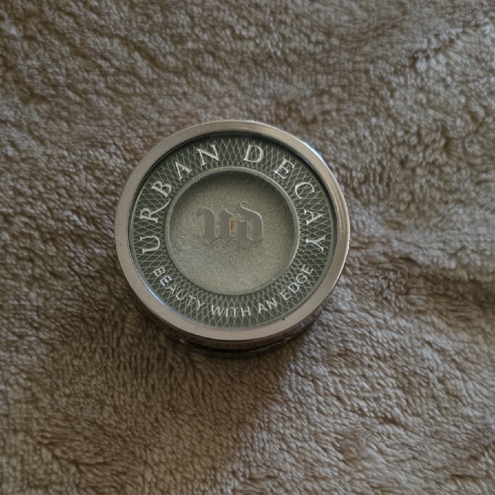 Urban Decay Polyester Bride Eyeshadow